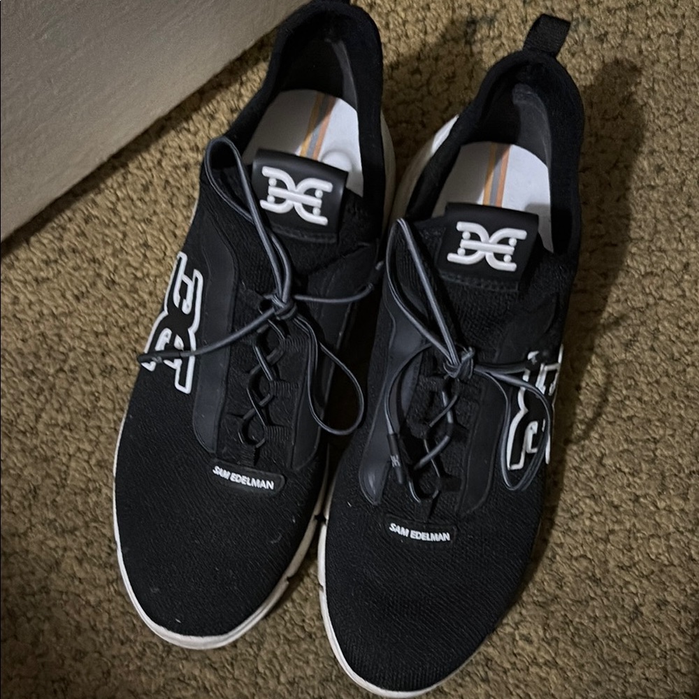 Sam Edelman Black womens sneaker size 10